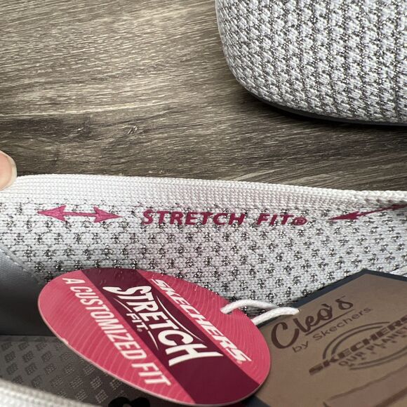 Sketchers NEW Cleo Point Ballet Flats Womens 7 Memory Foam Shoes Silver Bow - Picture 11 of 11